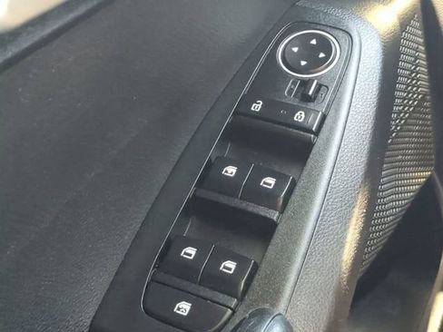 Used 2021 Kia Seltos LX image 22