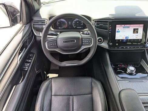 Used 2024 Jeep Wagoneer Series II AWD/4WD image 16