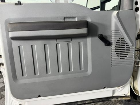 Used 2015 Ford F350 XL w/ XL Appearance Package AWD/4WD image 27