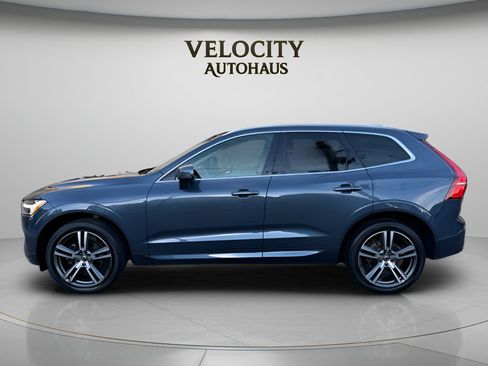 Used 2021 Volvo XC60 T5 Momentum w/ Premium Package AWD/4WD image 4