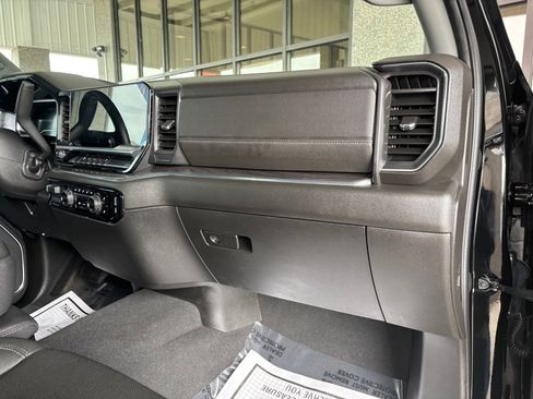Used 2024 Chevrolet Silverado 2500 LTZ image 40