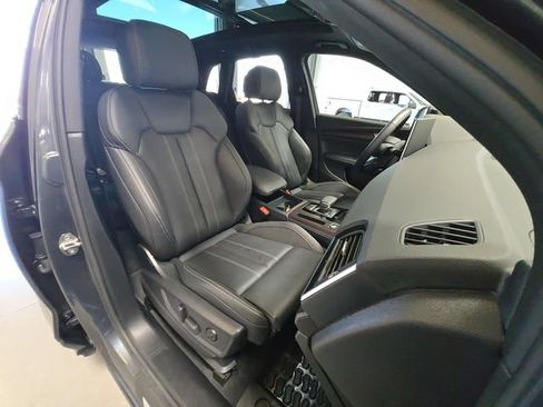 Used 2024 Audi Q5 e Premium Plus AWD/4WD image 30