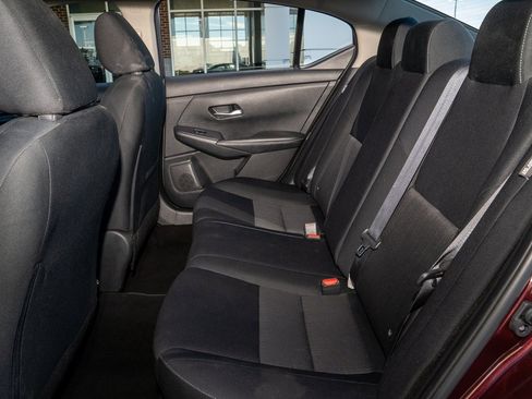 Used 2023 Nissan Sentra SV image 7