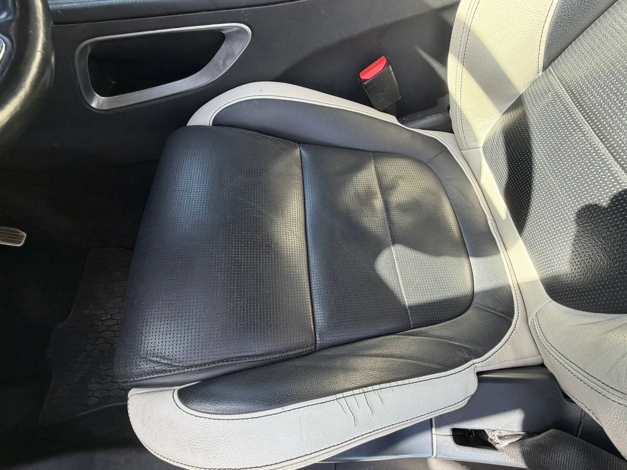 Used 2018 Jaguar F-PACE S AWD/4WD image 40