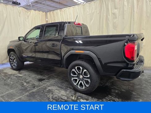 Used 2023 GMC Canyon AT4 w/ AT4 Premium Package AWD/4WD image 9