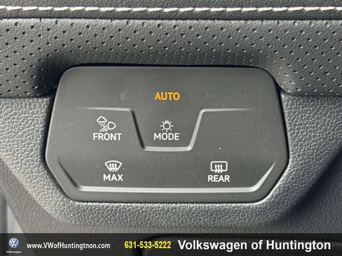 Certified 2025 Volkswagen Atlas SEL image 19