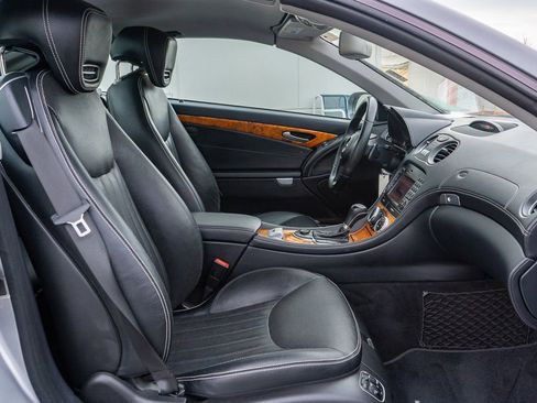 Used 2012 Mercedes-Benz SL 550 image 15