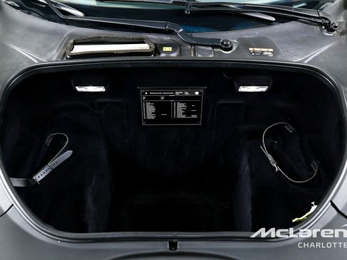 Used 2023 Ferrari F8 Tributo RWD image 18