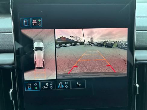 New 2026 GMC Yukon XL AT4 Ultimate AWD/4WD image 28