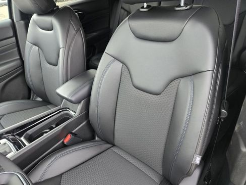 New 2026 Jeep Compass Latitude image 15