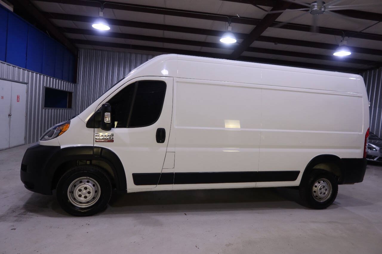Used 2021 RAM ProMaster 2500 FWD image 1