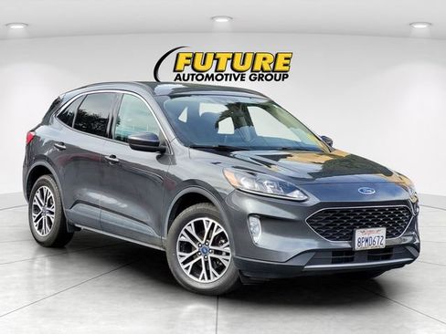 Used 2020 Ford Escape SEL image 1