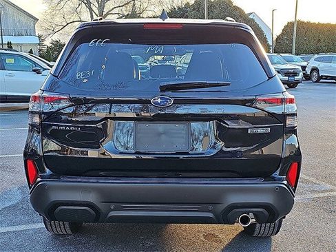 New 2025 Subaru Forester Touring image 5