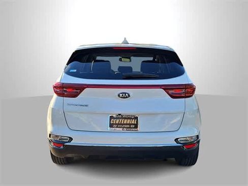 Used 2022 Kia Sportage LX image 7