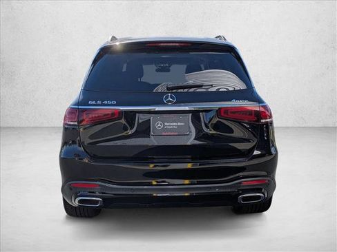 Used 2022 Mercedes-Benz GLS 450 4MATIC image 7