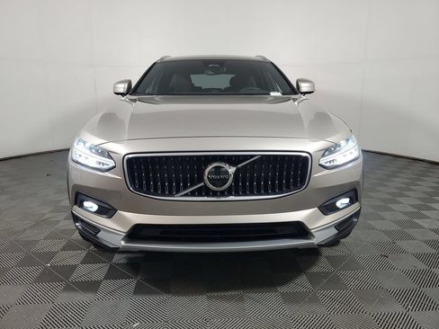 Certified 2026 Volvo V90 B6 Cross Country Ultra AWD/4WD image 2