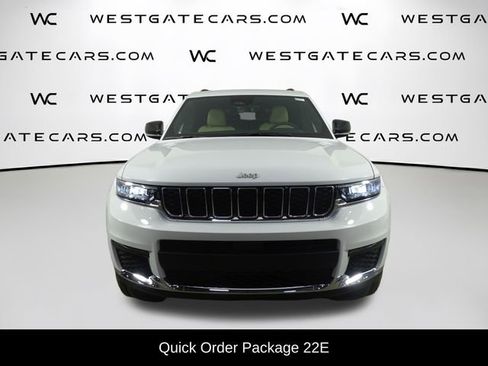 Used 2025 Jeep Grand Cherokee L Limited image 4
