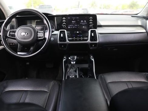 Used 2021 Kia Sorento S w/ Panoramic Sunroof Package FWD image 24