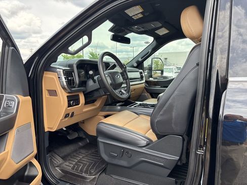 Used 2025 Ford F250 Lariat w/ Lariat Ultimate Package AWD/4WD image 51