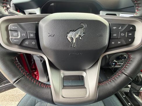 Certified 2025 Ford Bronco Heritage Edition AWD/4WD image 25