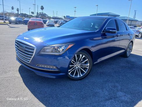 Used 2016 Hyundai Genesis 3.8 w/ Option Group 04 image 2