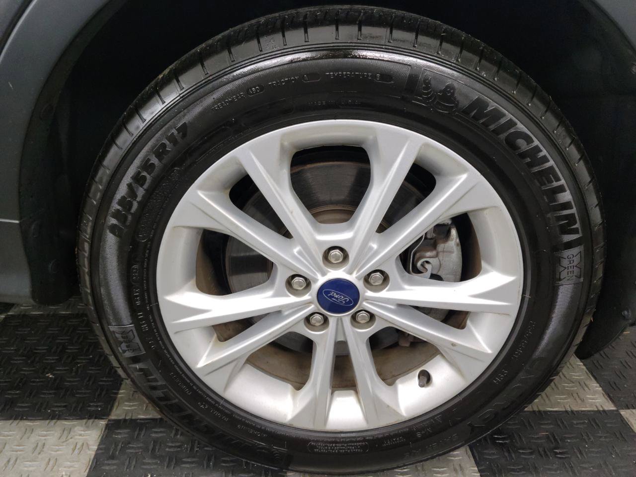 Used 2019 Ford Escape SE AWD/4WD image 29