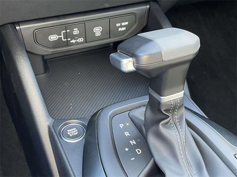 New 2025 Kia K4 LXS image 36
