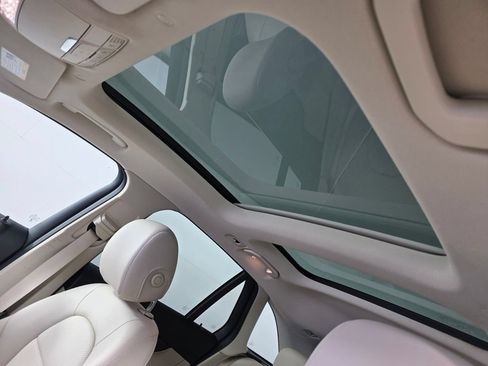 Certified 2022 Mercedes-Benz GLC 300 image 12
