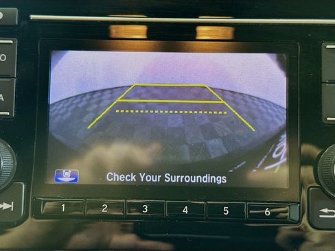 Used 2018 Honda CR-V LX image 22