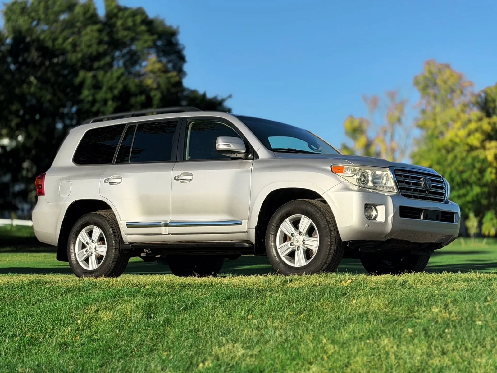 Used 2013 Toyota Land Cruiser AWD/4WD image 10