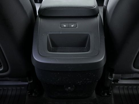Certified 2023 Volvo XC60 B5 Plus w/ Climate Package AWD/4WD image 20