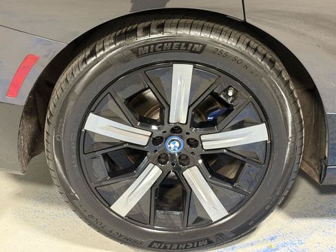 Used 2023 BMW iX xDrive50 w/ Premium Package AWD/4WD image 38