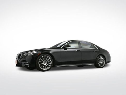 Used 2022 Mercedes-Benz S 580 4MATIC Sedan w/ AMG Line Package image 52