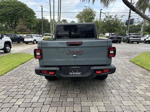 Used 2026 Jeep Gladiator Rubicon AWD/4WD image 36
