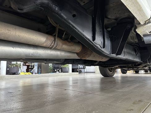 Used 2018 Chevrolet Silverado 3500 LT AWD/4WD image 31