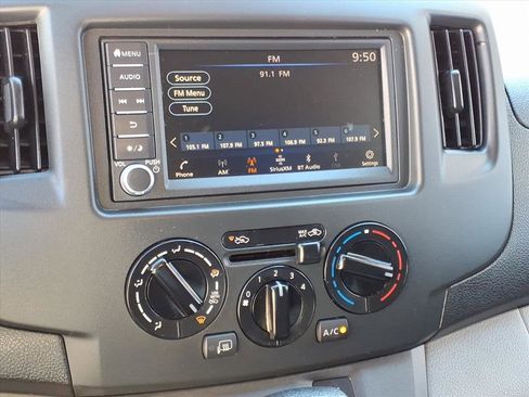 Used 2020 Nissan NV200 SV image 8