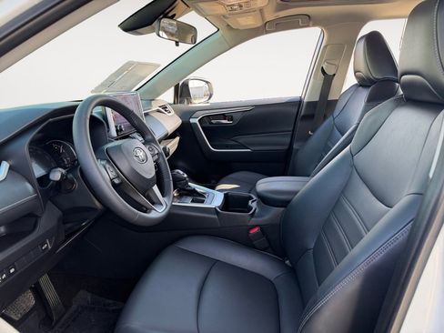 Certified 2023 Toyota RAV4 XLE Premium image 9