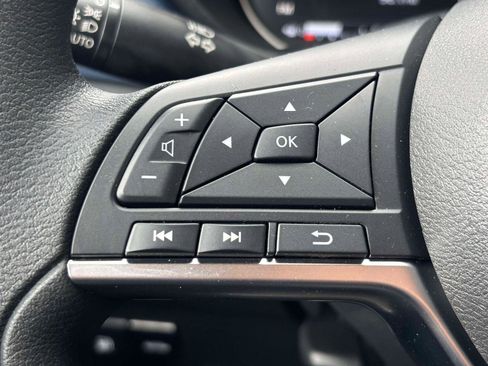 New 2025 Nissan Versa SV w/ Trunk Package image 22