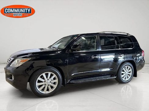 Used 2009 Lexus LX 570 4WD image 2