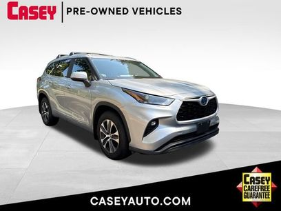 Used 2023 Toyota Highlander XLE