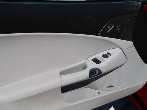 Used 2005 Chevrolet Corvette Base w/ Preferred Equipment Group image 13