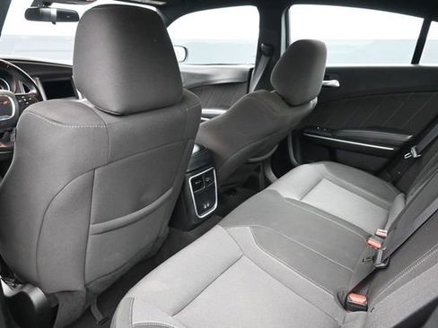 Used 2022 Dodge Charger SXT RWD image 27