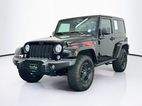 Used 2017 Jeep Wrangler Sahara AWD/4WD image 3