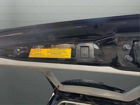 Used 2012 Toyota Sienna Limited image 30