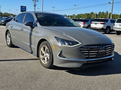 Used 2021 Hyundai Sonata SE w/ Preferred Accessory Package
