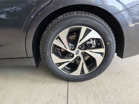 New 2025 Subaru Legacy Premium w/ Popular Package #1A image 32