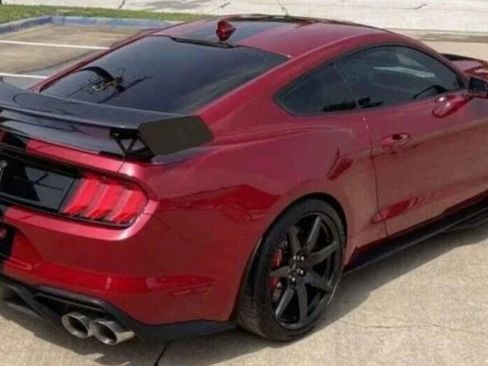 Used 2020 Ford Mustang Shelby GT500 w/ Carbon Fiber Track Pack RWD image 3