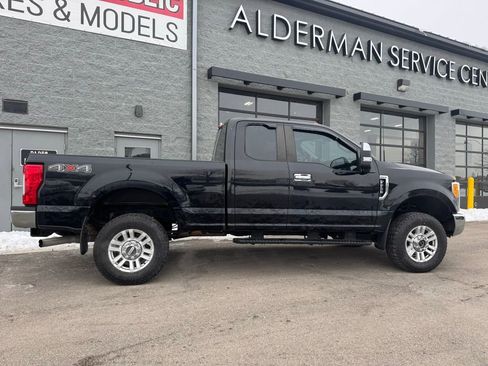 Used 2017 Ford F250 XL w/ STX Appearance Package image 40