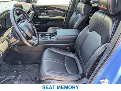 Certified 2025 Honda Pilot TrailSport image 20