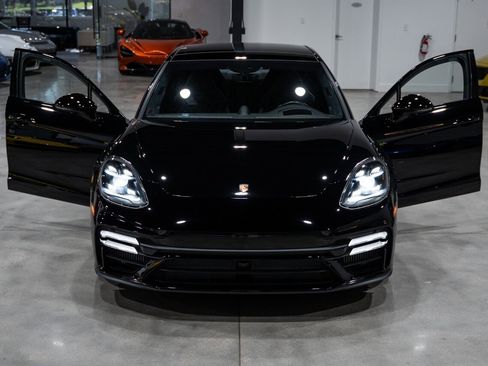Used 2021 Porsche Panamera Turbo S image 42